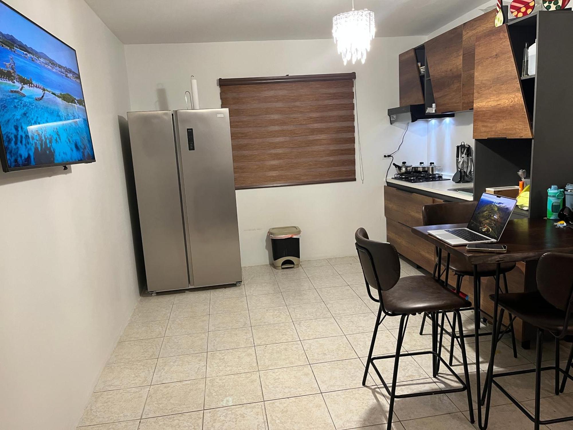 Genesis Apartments Palm Beach Esterno foto